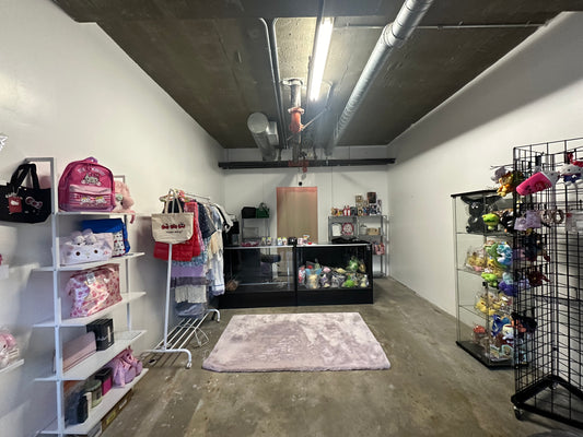 POP UP STORE for RETAIL / CREATIVES / EVENTS
